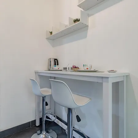 H11 Casa Holly Parcheggio - アパート