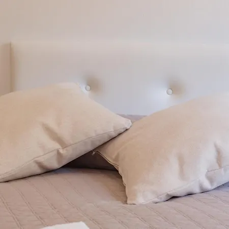 H11 Casa Holly Parcheggio - アパート *