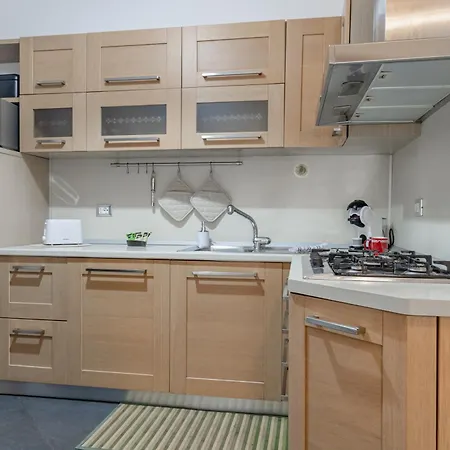 H11 Casa Holly Parcheggio - アパート *