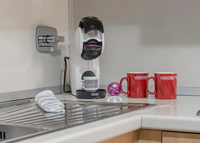 H11 Casa Holly Parcheggio - *